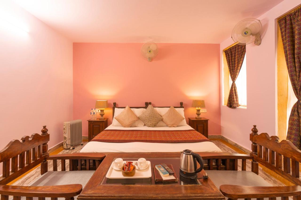 Hotel Helsinki House Jaisalmer Bagian luar foto