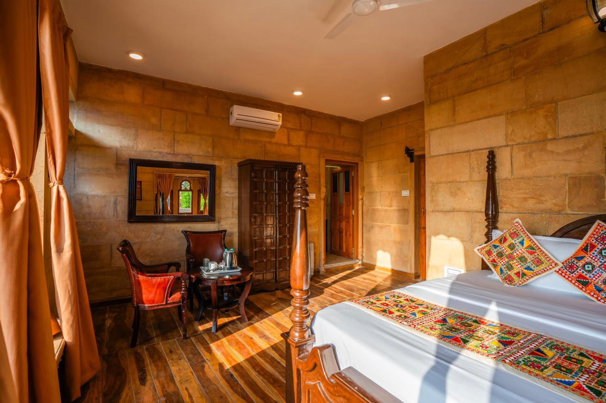 Hotel Helsinki House Jaisalmer Bagian luar foto