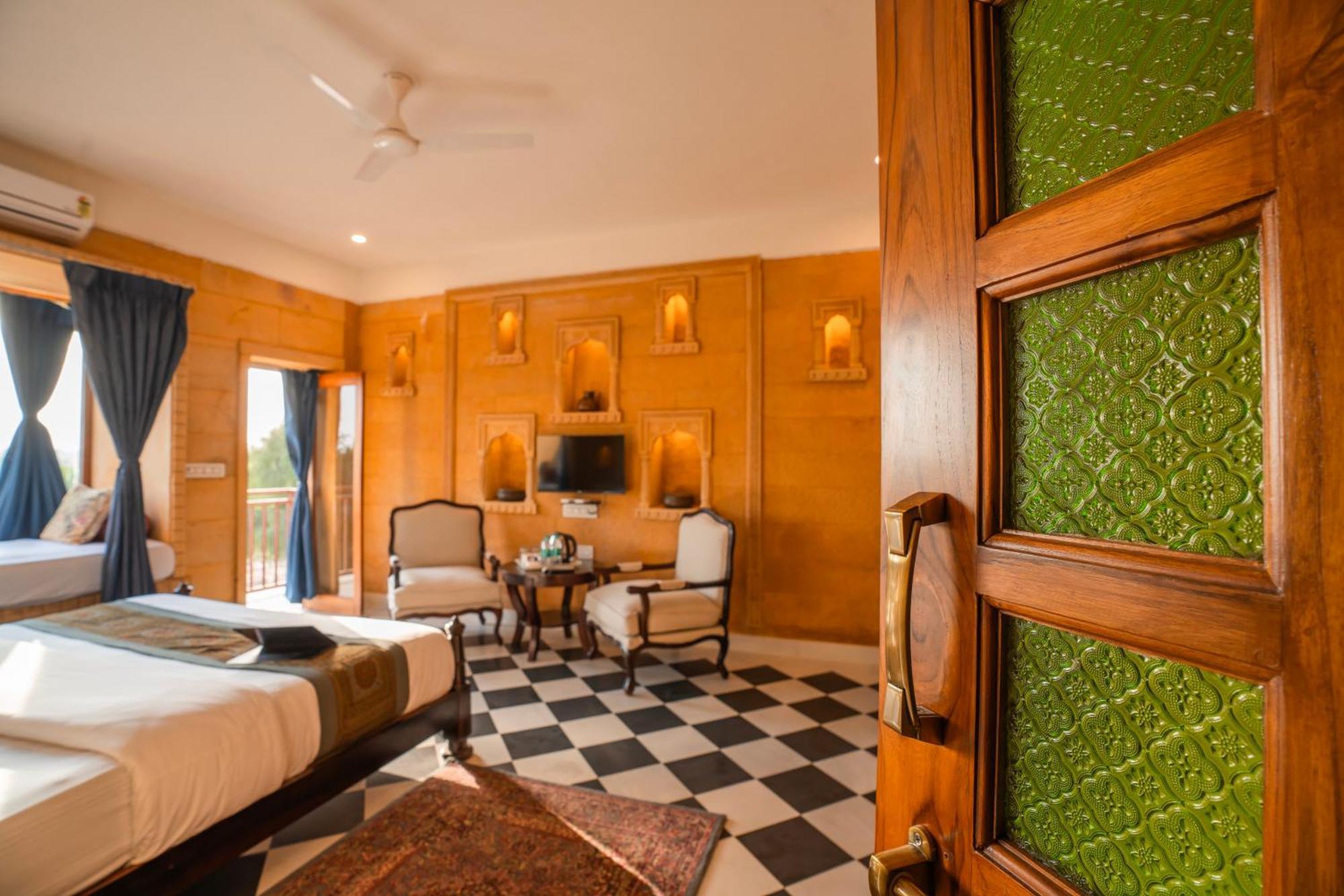 Hotel Helsinki House Jaisalmer Bagian luar foto