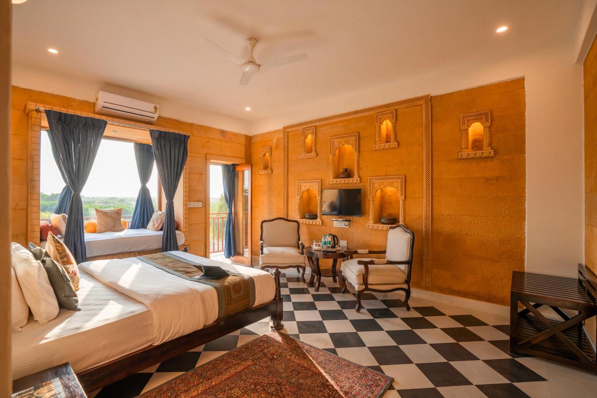 Hotel Helsinki House Jaisalmer Bagian luar foto