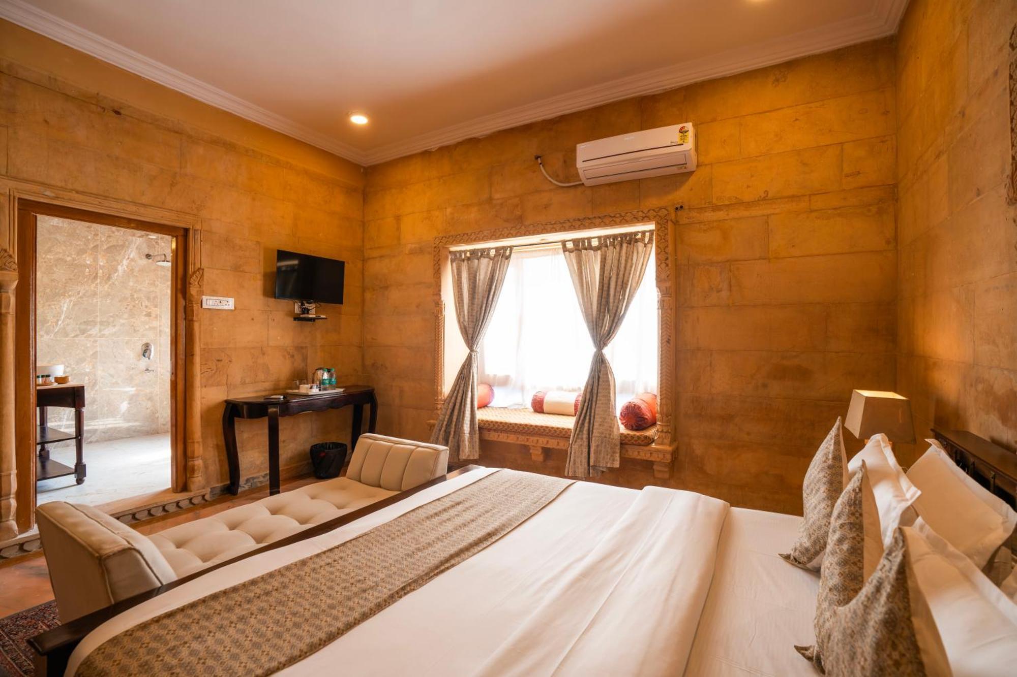Hotel Helsinki House Jaisalmer Bagian luar foto