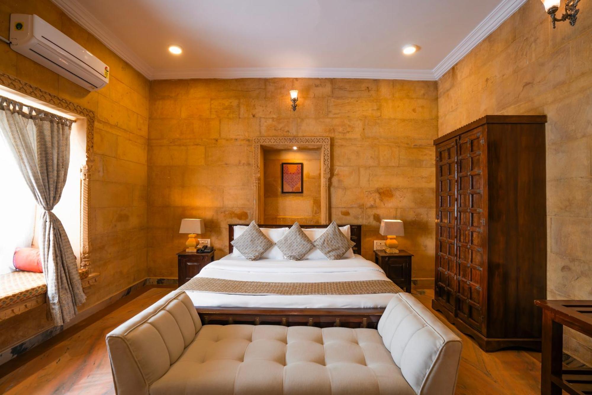 Hotel Helsinki House Jaisalmer Bagian luar foto